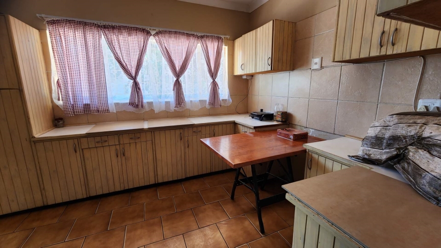 5 Bedroom Property for Sale in Dan Pienaar Free State